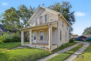 1242 E New York St, Aurora, IL 60505 - Photo 1