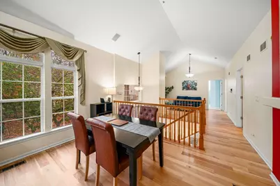 2820 N Greenwood Avenue, Arlington Heights, IL 60004 - Photo 5