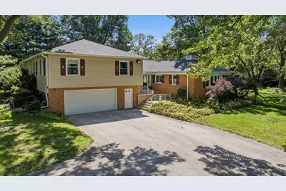 150 N Madison Street, Oswego, IL 60543 - Photo 9