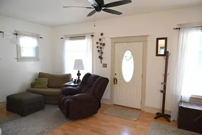 223 S Grand Avenue, Bradley, IL 60915 - Photo 7
