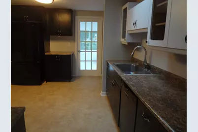 423 Blackhawk Avenue, Carpentersville, IL 60110 - Photo 31