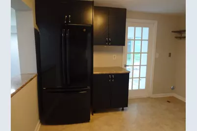 423 Blackhawk Avenue, Carpentersville, IL 60110 - Photo 35