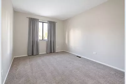 3405 Golfview Drive, Hazel Crest, IL 60429 - Photo 9