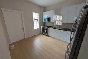 654 E 92nd Pl, Chicago, IL 60619 - Photo 5
