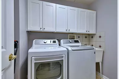 6807 N Milwaukee Avenue #302, Niles, IL 60714 - Photo 21