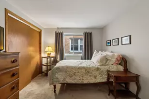 5470 W Higgins Ave, Chicago, IL 60630 - Photo 9