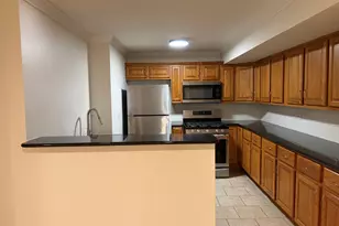 375 W Winchester Rd, Libertyville, IL 60048 - Photo 7