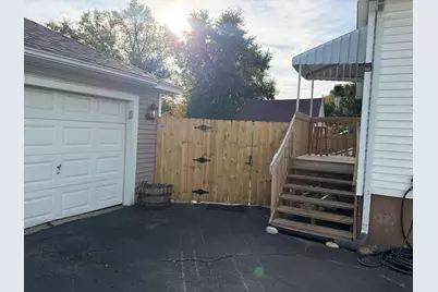 1318 Pleasant Street, Dekalb, IL 60115 - Photo 13