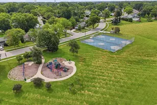 603 Garden Cir, Streamwood, IL 60107 - Photo 25