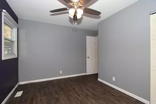 1606 Alexander Ave, Streamwood, IL 60107 - Photo 7
