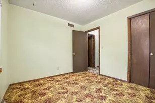 804 N Illini Ave, Pontiac, IL 61764 - Photo 27