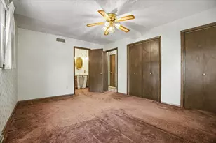 804 N Illini Ave, Pontiac, IL 61764 - Photo 21
