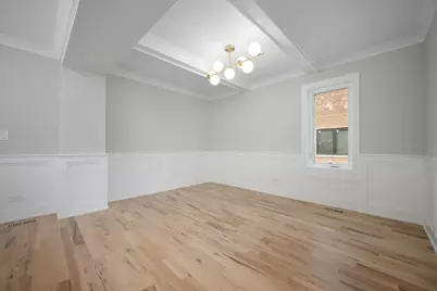 8648 S Phillips Avenue, Chicago, IL 60617 - Photo 9