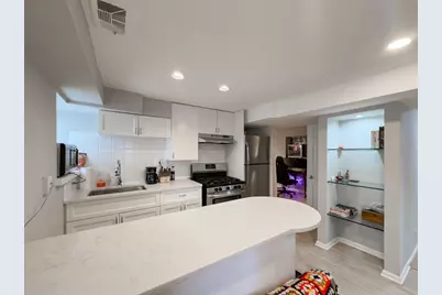 2046 W Iowa Street #G, Chicago, IL 60622 - Photo 3