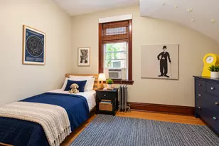 2037 W Cullom Ave, Chicago, IL 60618 - Photo 9