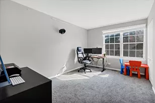 1540 Regan Ct, Hoffman Estates, IL 60192 - Photo 11