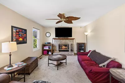 1163 Bennington Drive, Crystal Lake, IL 60014 - Photo 9