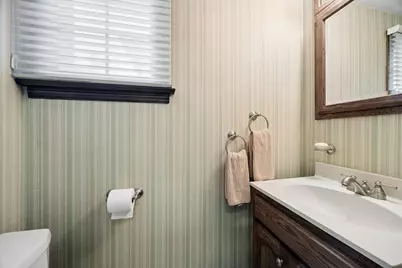 258 Lawton Road, Riverside, IL 60546 - Photo 15
