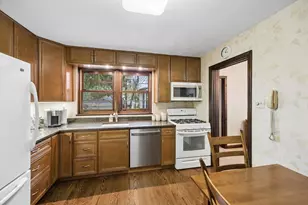 258 Lawton Rd, Riverside, IL 60546 - Photo 9