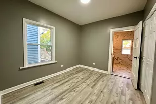 139 S 12th Ave, Maywood, IL 60153 - Photo 13