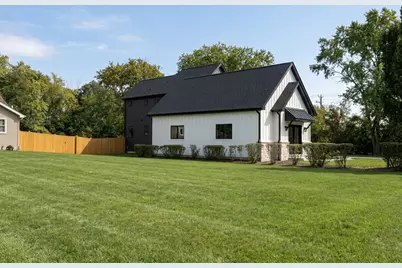 4031 Venard Road, Downers Grove, IL 60515 - Photo 3