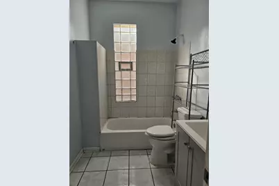 10048 S Avenue L Street #3, Chicago, IL 60617 - Photo 7