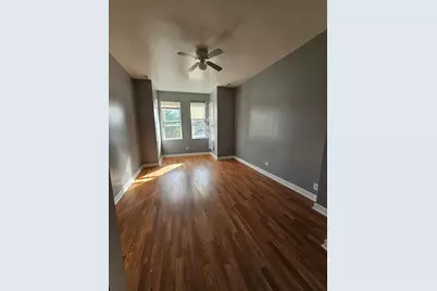 10048 S Avenue L Street #3, Chicago, IL 60617 - Photo 3