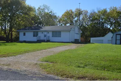 11581 2125 East Street, Princeton, IL 61356 - Photo 3