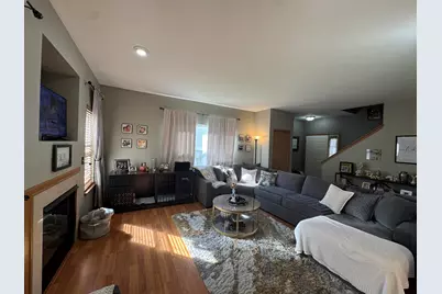 661 Fieldcrest Drive #B, South Elgin, IL 60177 - Photo 9