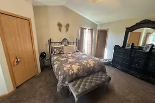 661 Fieldcrest Dr, South Elgin, IL 60177 - Photo 21