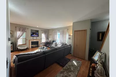 661 Fieldcrest Drive #B, South Elgin, IL 60177 - Photo 7