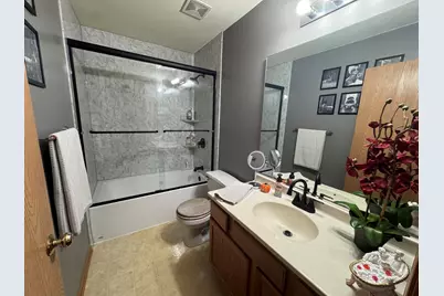 661 Fieldcrest Drive #B, South Elgin, IL 60177 - Photo 31