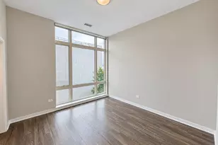 1545 W North Ave, Chicago, IL 60642 - Photo 15