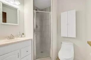 7014 Wilcox Ave, Darien, IL 60561 - Photo 19