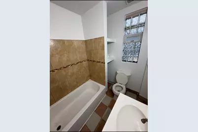 2301 S Sacramento Avenue, Chicago, IL 60623 - Photo 5