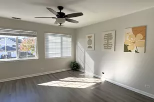 8249 Ripple Ridge, Darien, IL 60561 - Photo 9