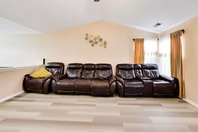 467 Gloria Lane, Oswego, IL 60543 - Photo 7