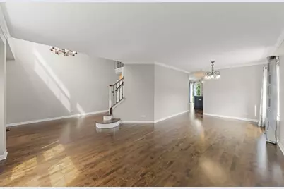 808 Livingston Court, Naperville, IL 60540 - Photo 7