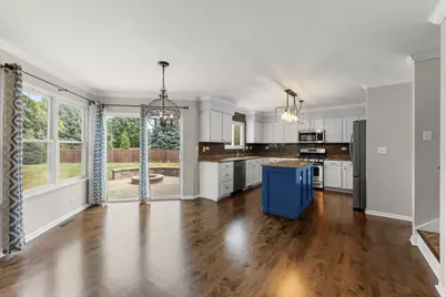 808 Livingston Court, Naperville, IL 60540 - Photo 11