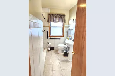 14415 S Saginaw Avenue, Burnham, IL 60633 - Photo 7