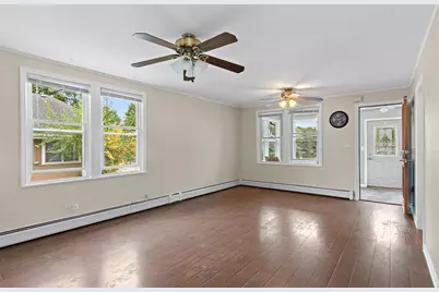409 S River Road, Algonquin, IL 60102 - Photo 5