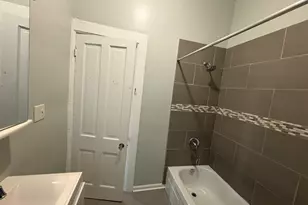 1075 N Hermitage Ave, Chicago, IL 60622 - Photo 13