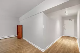 4970 N Marine Dr, Chicago, IL 60640 - Photo 3