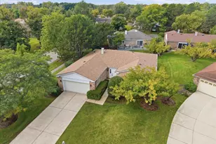 4568 Lindenwood Ln, Northbrook, IL 60062 - Photo 25