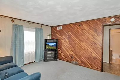 1701 Sterling Avenue, Joliet, IL 60432 - Photo 7