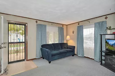1701 Sterling Avenue, Joliet, IL 60432 - Photo 9