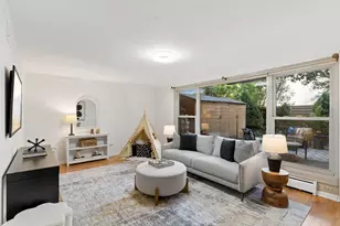1470 E 56th St, Chicago, IL 60637 - Photo 27