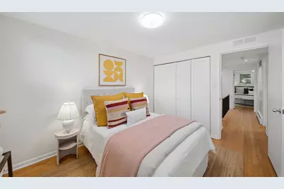 1470 E 56th Street, Chicago, IL 60637 - Photo 21