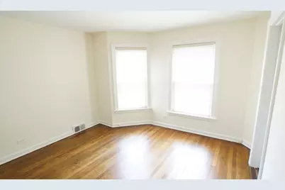 1310 Wilmette Avenue #2W, Wilmette, IL 60091 - Photo 3