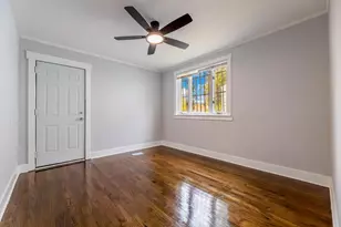 11104 S Ave O Ave, Chicago, IL 60617 - Photo 11